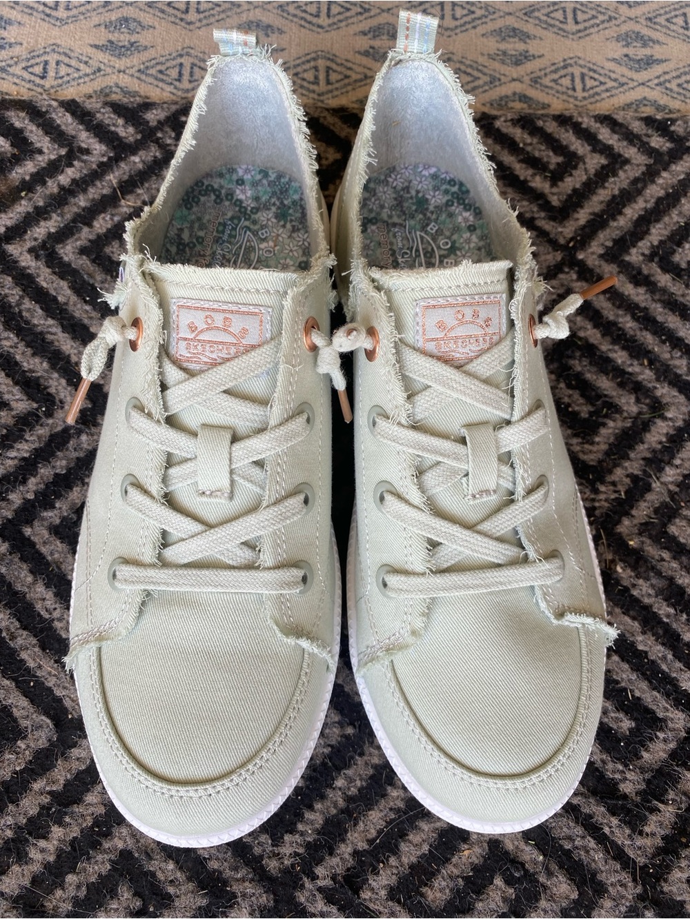 Bob’s mint green shoes